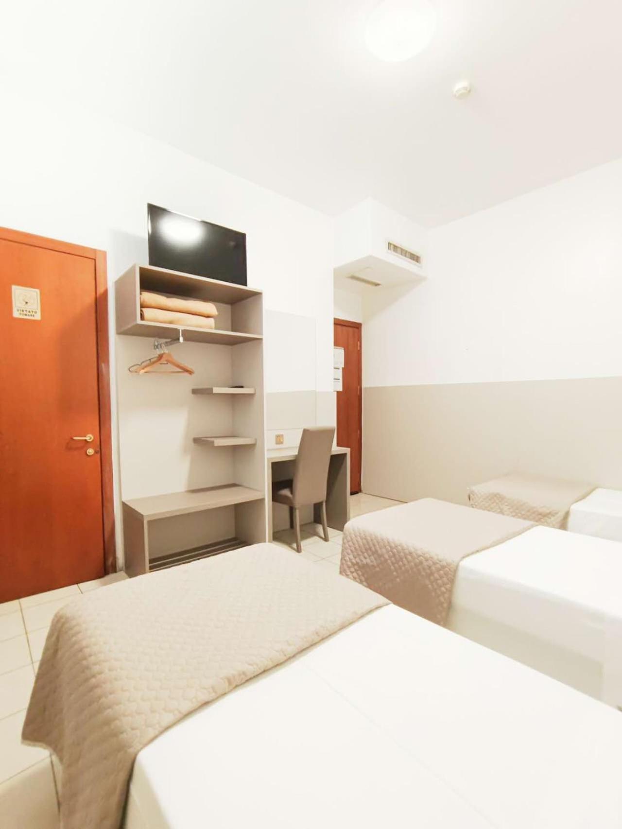 Hotel Mondial Milano Eksteriør billede